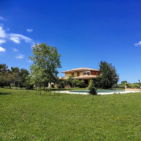 Domus Aurea, Tra Mare E Ulivi Holiday home