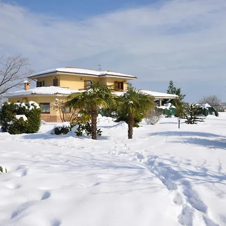 Domus Aurea, Tra Mare E Ulivi Monteodorisio