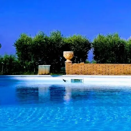 Domus Aurea, Tra Mare E Ulivi Holiday home *